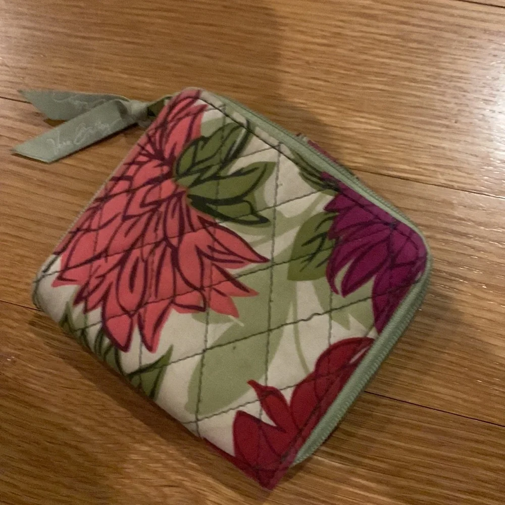 Vera Bradley wallet - Picture 4 of 6